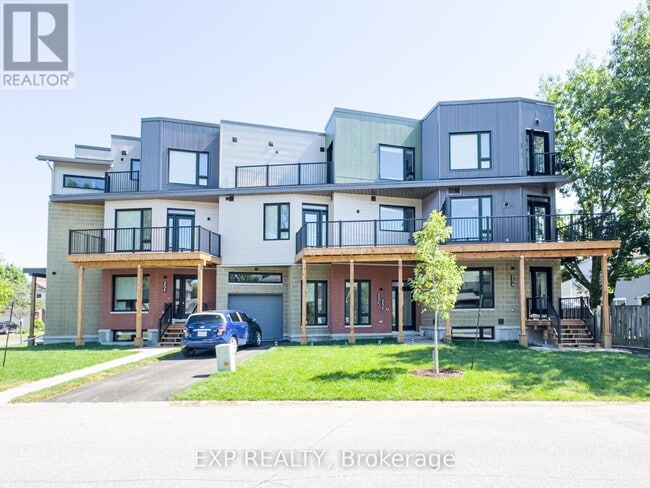 property at 25 Fair Oaks Crescent