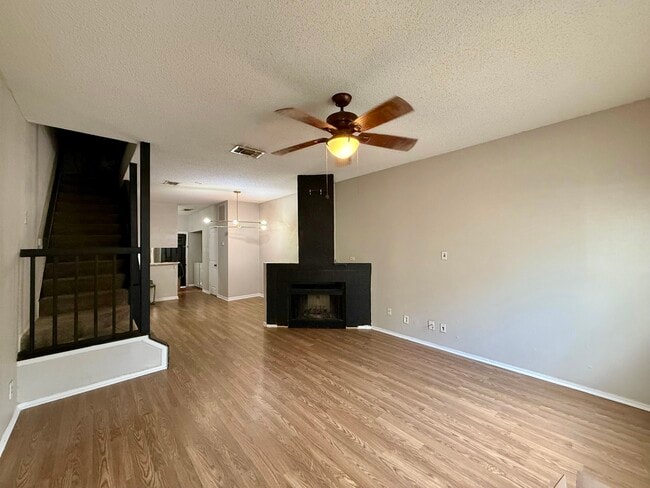 1829 Budding Blvd in San Antonio, TX - Building Photo - Building Photo