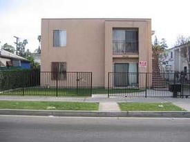 4938 Navarro St Apartments