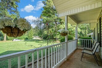 110 Cactus Ln in Stockbridge, GA - Building Photo - Building Photo