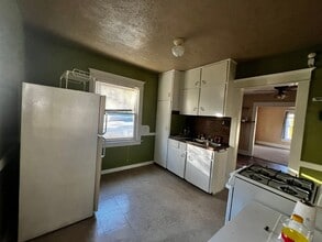 844 Hovey St SW in Grand Rapids, MI - Building Photo - Building Photo