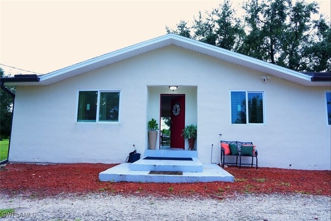 property at 931 20th St SE