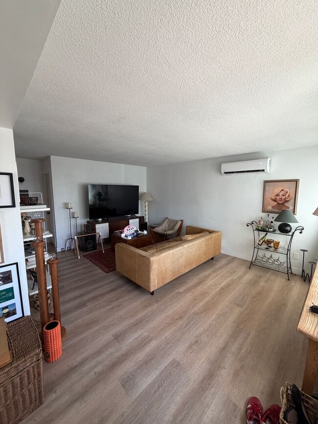 property at 555-557 8th St