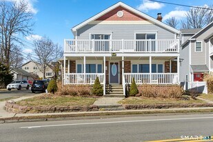 1010 Ocean Ave in West Haven, CT - Building Photo