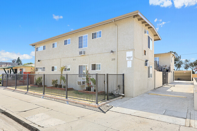 233 N 7th St in Montebello, CA - Building Photo - Primary Photo