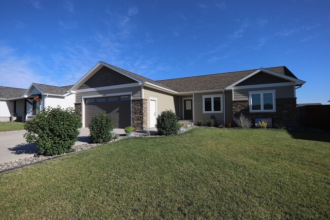 property at 1327 Silverton Dr