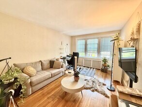 90 Kilsyth Rd, Unit 22 in Boston, MA - Building Photo - Building Photo