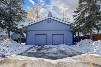 2606 W 30th Ave in Anchorage, AK - Building Photo - Building Photo