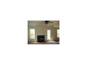 992 Cindy Jo Ct in Clarksville, TN - Building Photo - Building Photo