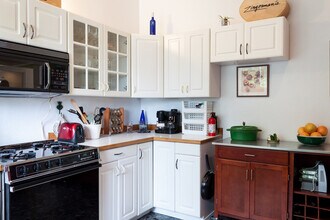 2707 E Thomas St in Seattle, WA - Building Photo - Building Photo