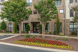Avalon at Seven Springs in Brentwood, TN - Foto de edificio - Building Photo