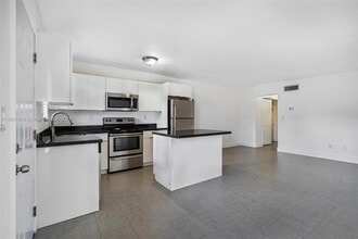 12506 NE 4th Ave in North Miami, FL - Building Photo - Building Photo