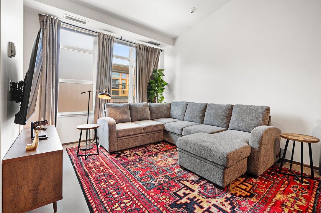 160 E Berkeley St, Unit SI ID1343273P in Boston, MA - Building Photo