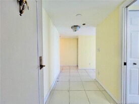 8750 S Ocean Dr in Jensen Beach, FL - Building Photo