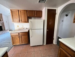 673 Bristol Dr in El Paso, TX - Building Photo - Building Photo