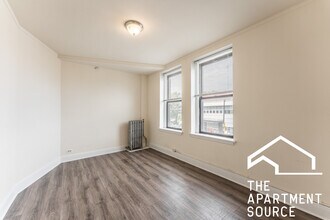 2774 N Milwaukee Ave, Unit 102 in Chicago, IL - Building Photo - Building Photo