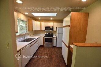 5145 Bristonwood Dr W in University Place, WA - Building Photo - Building Photo