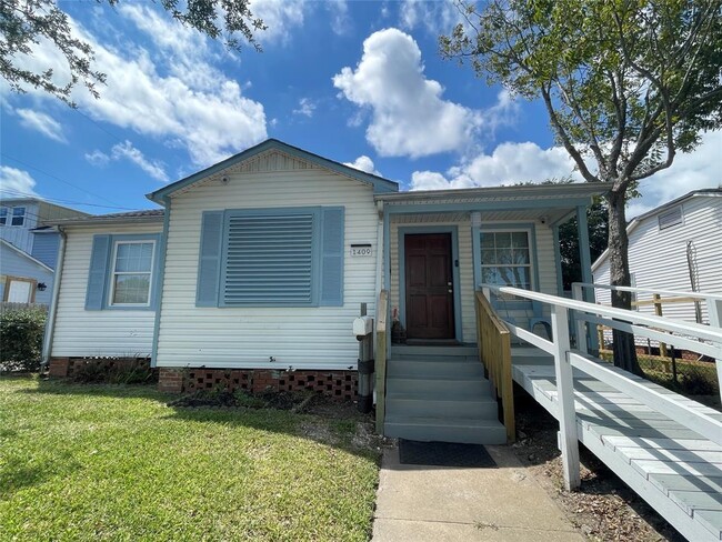 1409 55th St in Galveston, TX - Foto de edificio - Building Photo