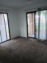 5757 W Eugie Ave in Glendale, AZ - Building Photo - Building Photo