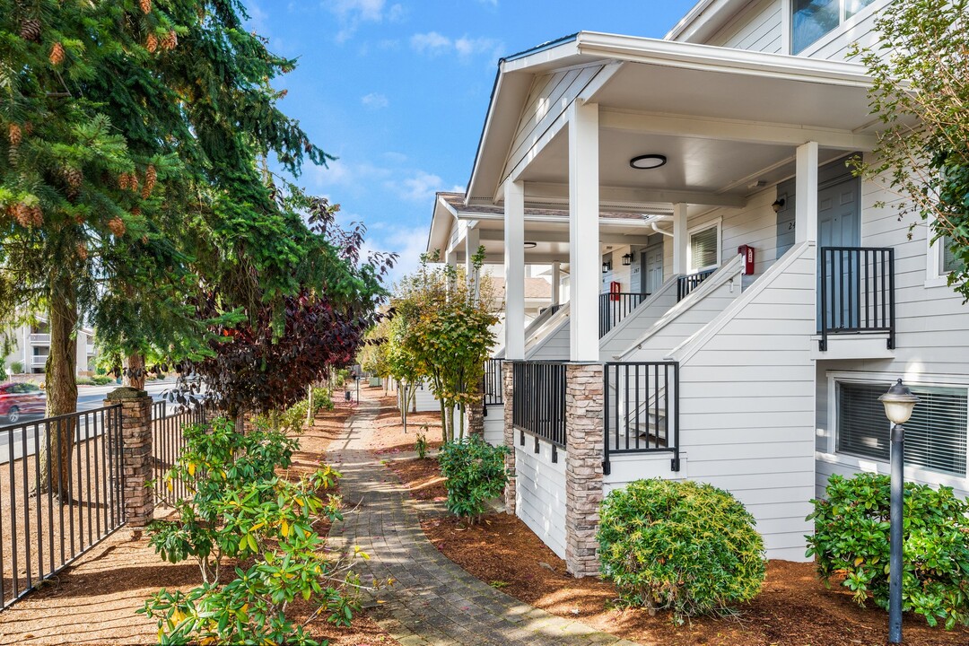 Everett Cove in Everett, WA - Foto de edificio