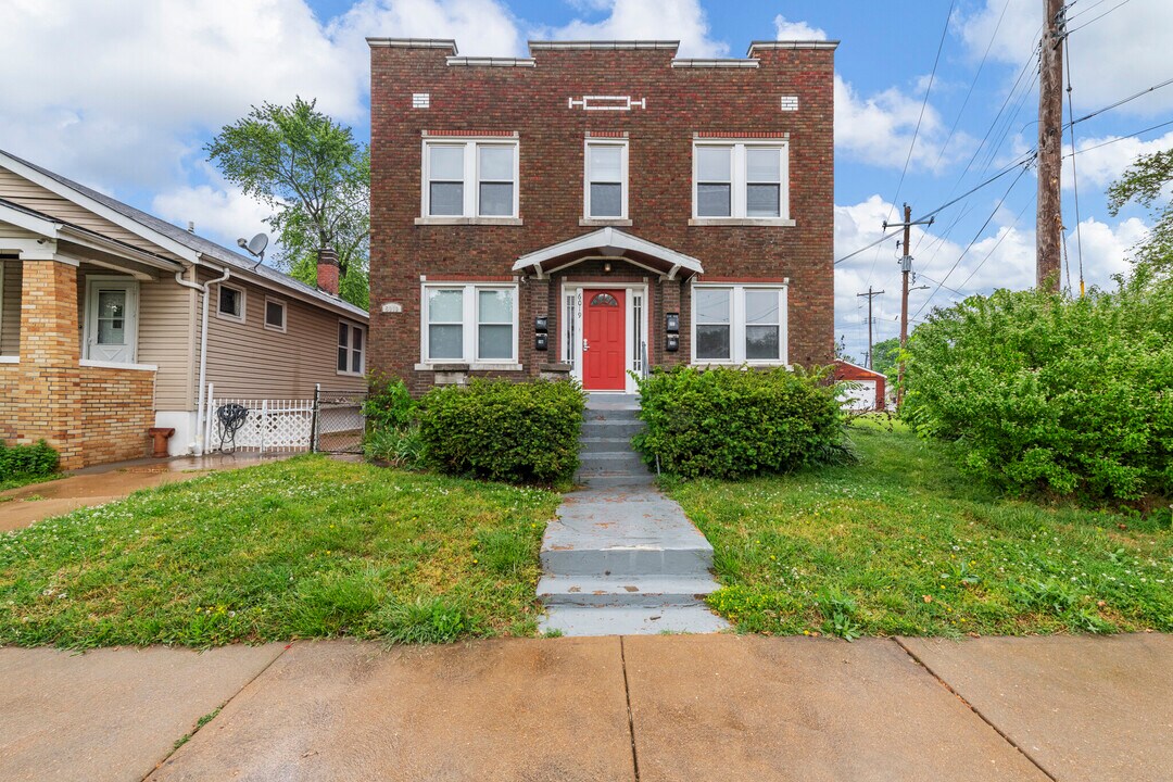 6019 Scanlan Ave in St. Louis, MO - Building Photo