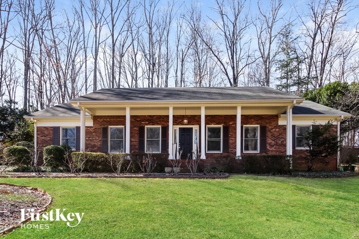 7808 Beech Forest Rd in Lewisville, NC - Building Photo