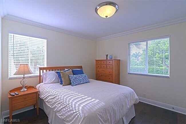 7778 Emerald Cir in Naples, FL - Building Photo - Building Photo