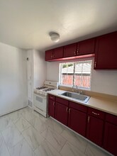 158 S Bonnie Ave in Pasadena, CA - Building Photo - Building Photo