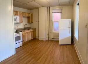 12 W Southern Ave, Unit 12 in South Williamsport, PA - Building Photo - Building Photo