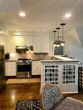 62 Cypress St in Brookline, MA - Building Photo - Building Photo