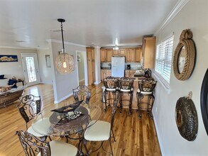 8720 W Simmons Bayou Dr in Ocean Springs, MS - Building Photo - Building Photo