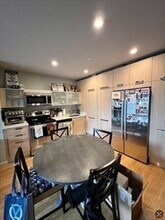 691 Massachusetts Ave, Unit 302 in Boston, MA - Building Photo - Building Photo