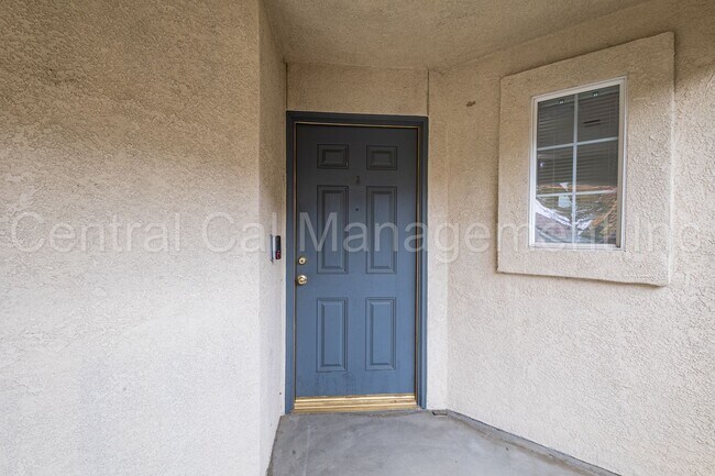 4008 Viverone Ln in Bakersfield, CA - Building Photo - Building Photo