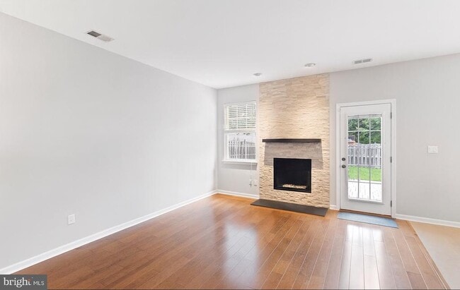 3 Carey St in Pennington, NJ - Building Photo - Building Photo