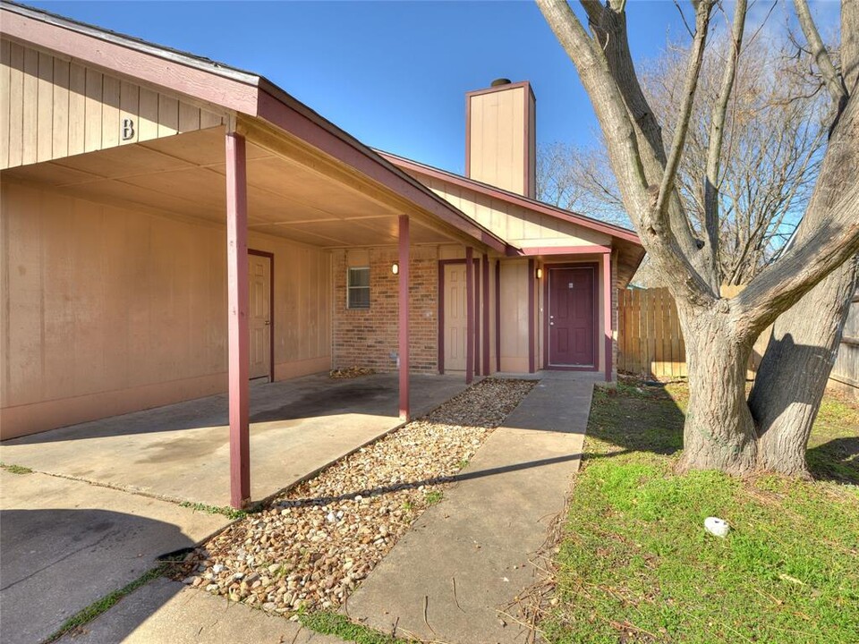 6908 Branchwood Dr in Austin, TX - Building Photo