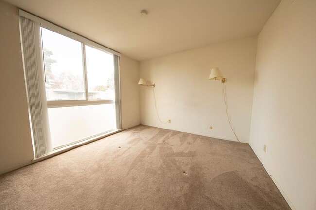 183 Del Medio Ave, Unit 183 Del Medio Ave in Mountain View, CA - Building Photo - Building Photo