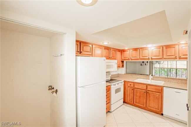property at 15126 Parkside Dr