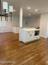 127 Hulick St in Long Branch, NJ - Foto de edificio - Building Photo