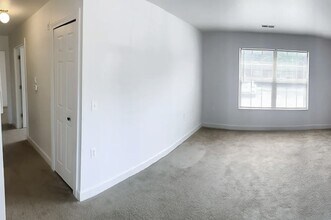 421 W Water St in Flint, MI - Foto de edificio - Building Photo