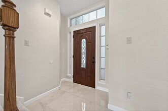 6710 Creek Village Dr in Katy, TX - Building Photo - Building Photo