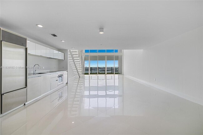 property at 1040 Biscayne Blvd