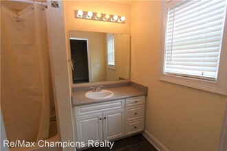 807 W Longleaf Dr in Auburn, AL - Building Photo - Building Photo