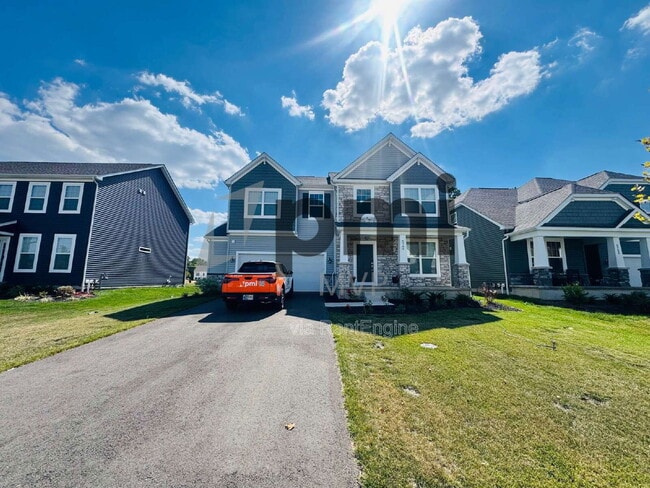 property at 5749 Shadowfair Ln