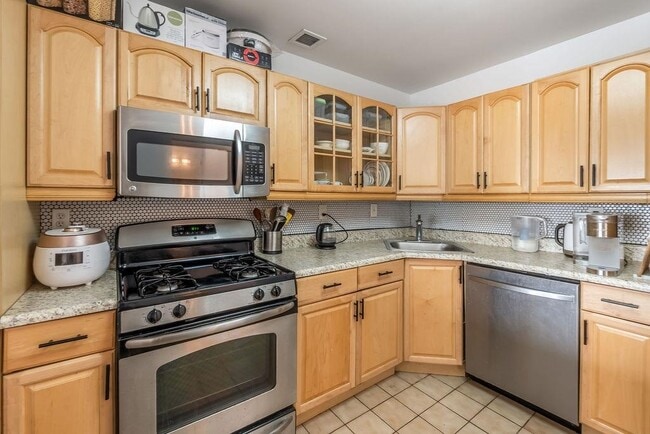 property at 1150 River Rd