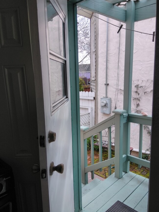 1256 Haskell St, Unit 1256