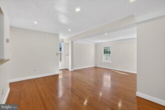 6178 Morning Glory Rd in Alexandria, VA - Building Photo - Building Photo