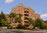 The Tudor in Riverdale, NY - Foto de edificio - Building Photo