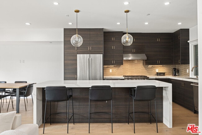 property at 7365 Waring Ave