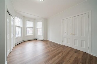 62 Reservoir Ave in Jersey City, NJ - Building Photo - Interior Photo