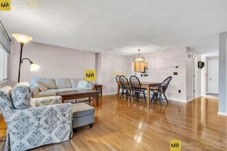 7 Deer Path in Maynard, MA - Building Photo - Building Photo